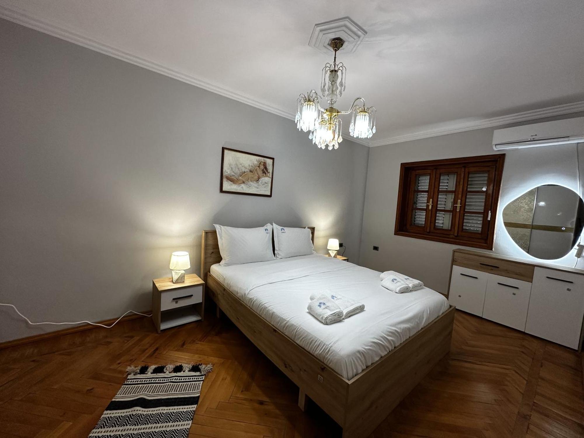 Tirana Treasure: Chic 2Br-Apartment 8Min To Skanderbeg Place Dış mekan fotoğraf