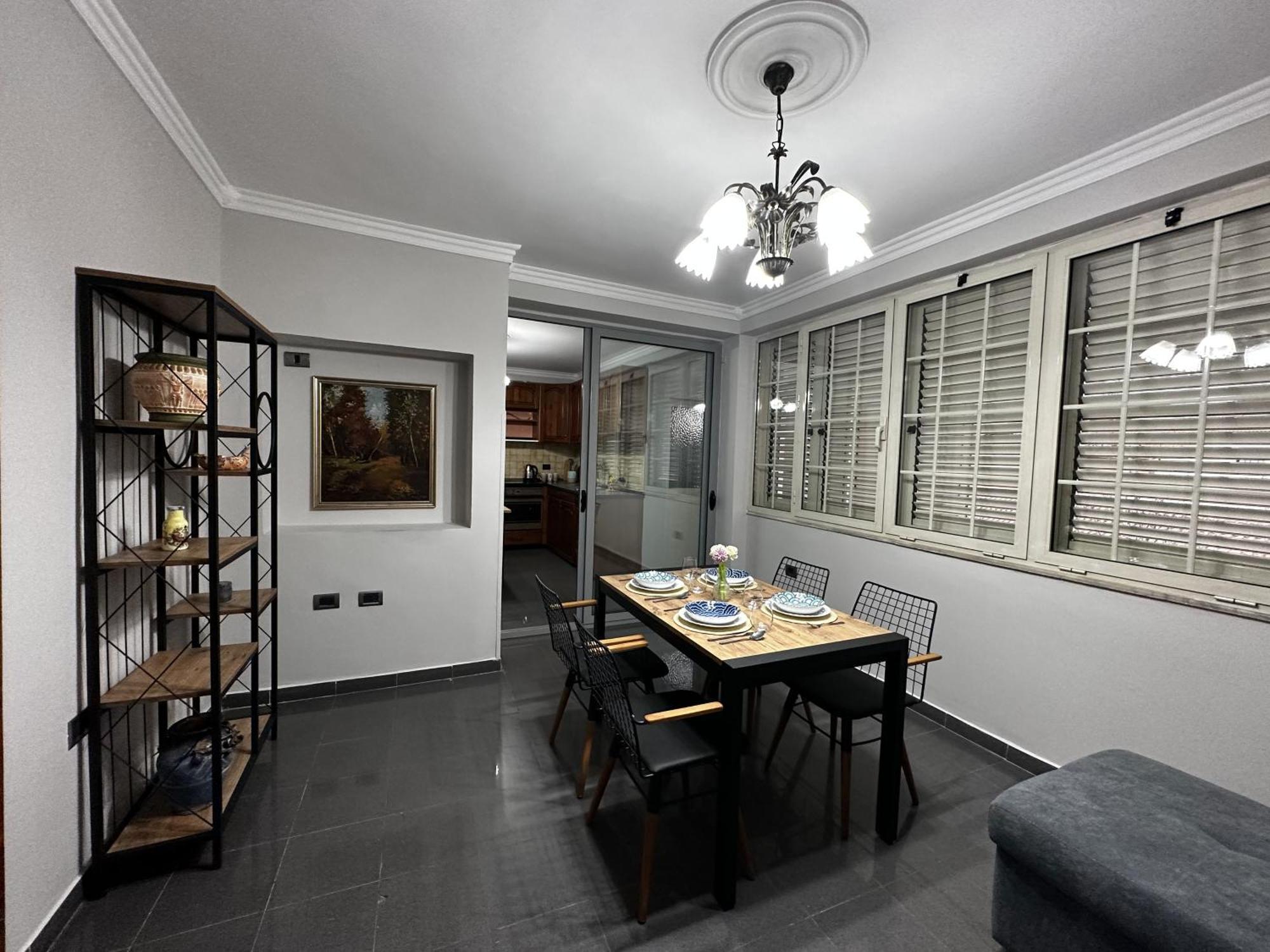 Tirana Treasure: Chic 2Br-Apartment 8Min To Skanderbeg Place Dış mekan fotoğraf