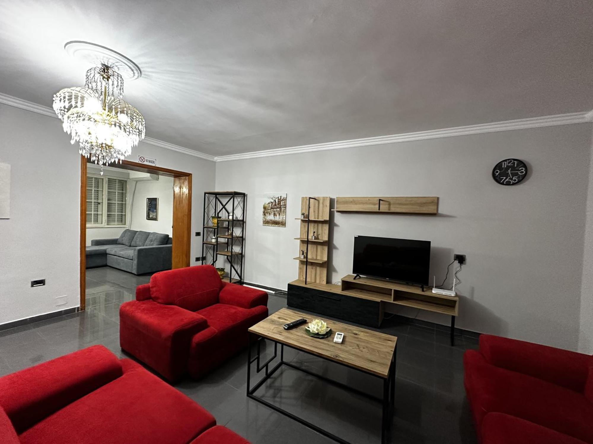 Tirana Treasure: Chic 2Br-Apartment 8Min To Skanderbeg Place Dış mekan fotoğraf