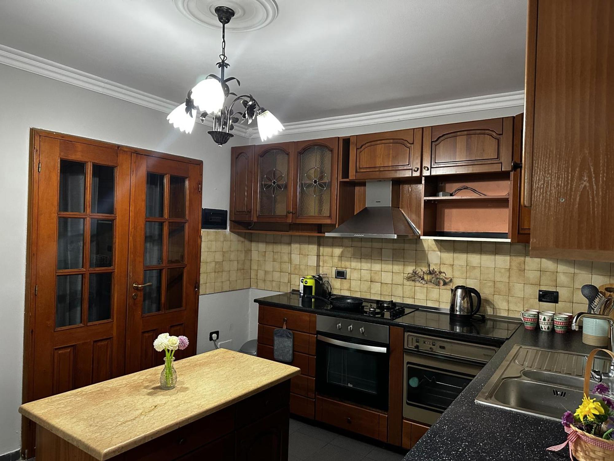 Tirana Treasure: Chic 2Br-Apartment 8Min To Skanderbeg Place Dış mekan fotoğraf